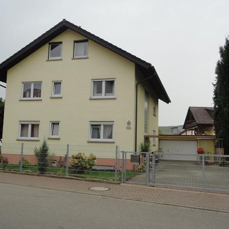 Ferienwohnung Toska Pfaffenweiler Luaran gambar
